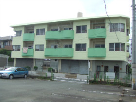 春日市 3階建ての賃貸マンション